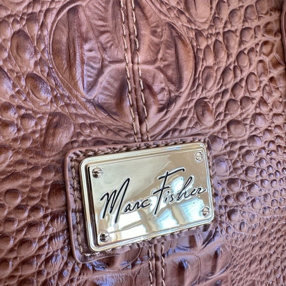 New Marc Fisher Faux Tan Crock Leather Large Bag - Picture 3 of 13